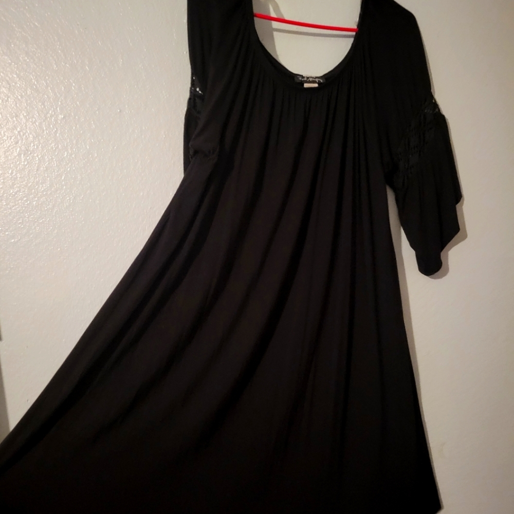 Black plus size dress